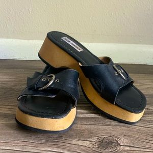 🚫SOLD🚫VINTAGE STEVE MADDEN PLATFORM SANDALS